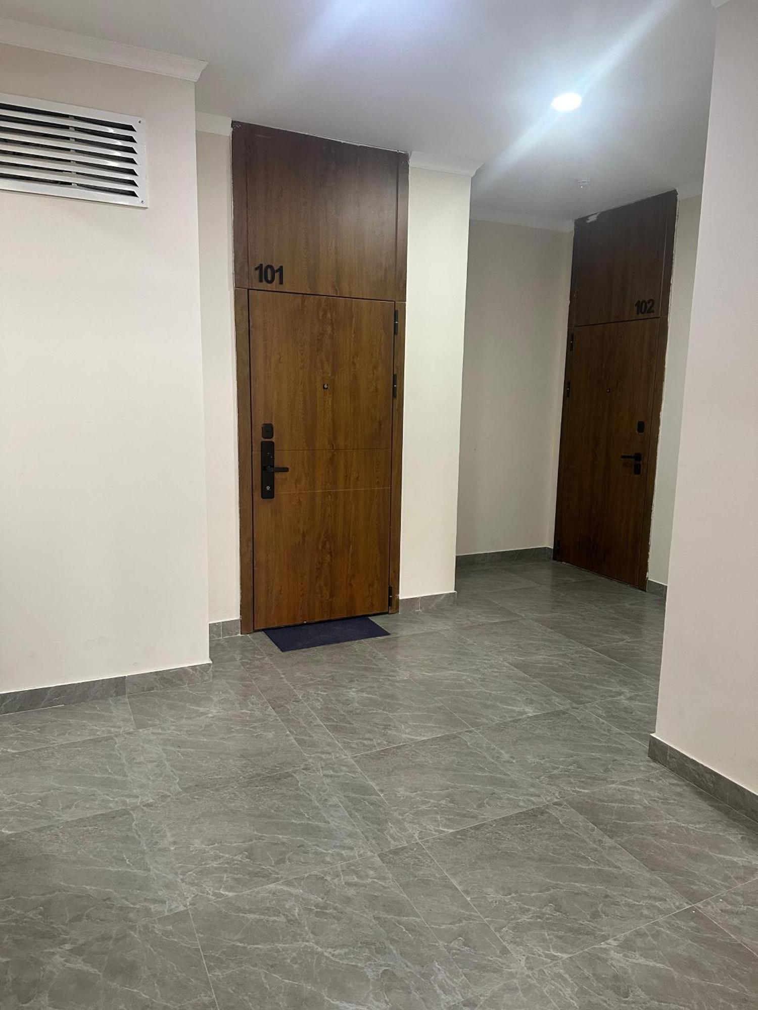Two-room In Soho-17 *